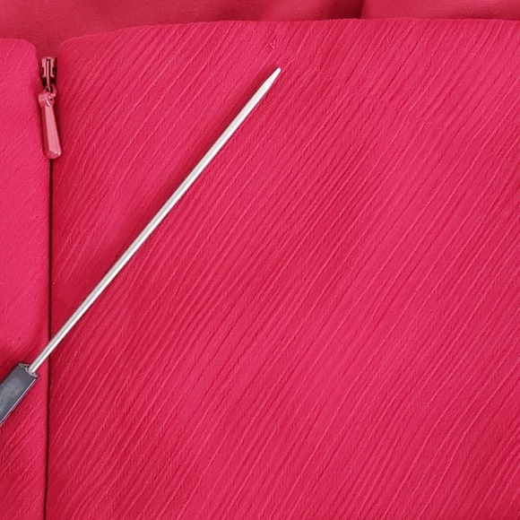 DAVID'S BRIDAL Red Strapless Crinkle Chiffon Party Dress, Women's: 10, $40 - Picture 9 of 9